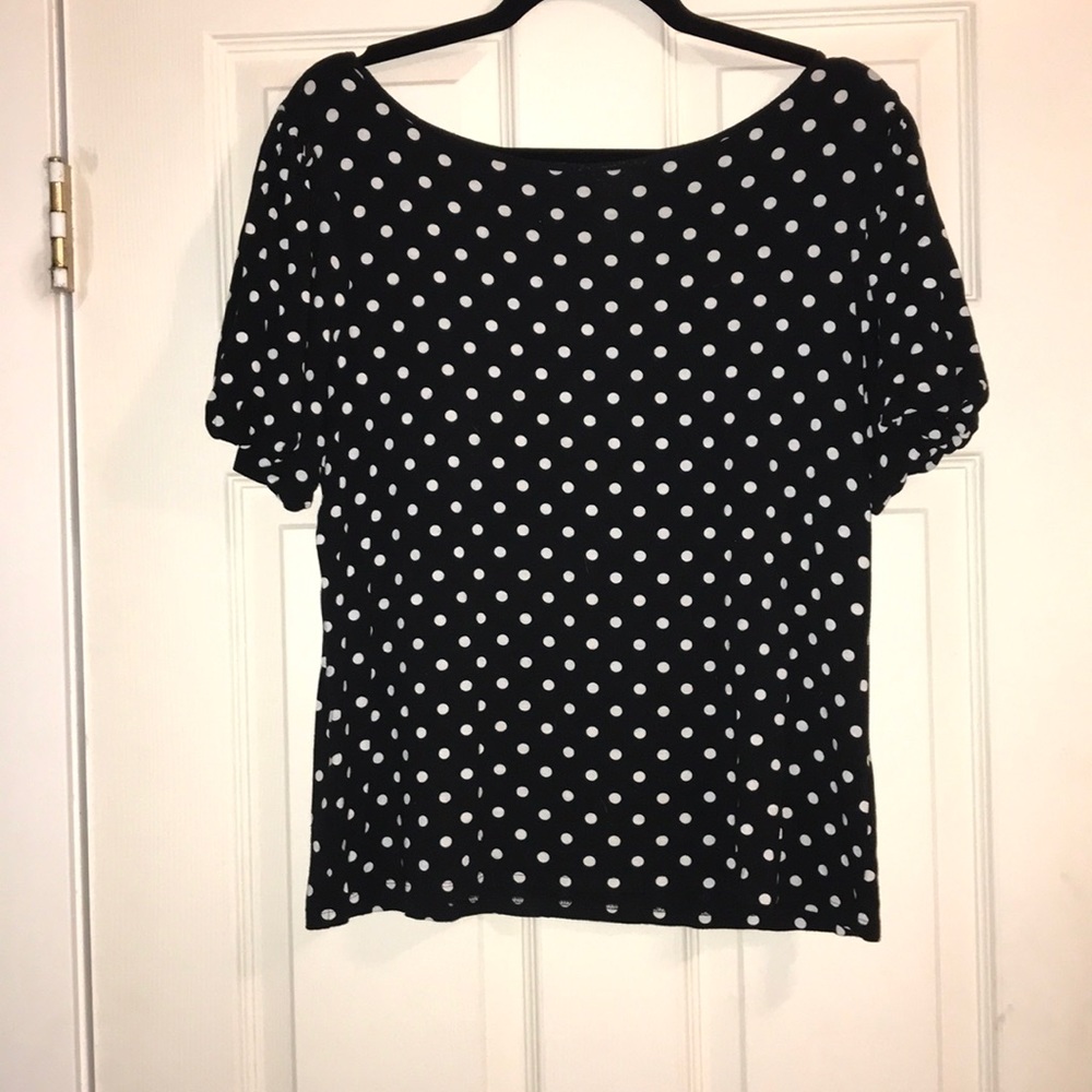 Ralph Lauren black & white polka dot top 🖤